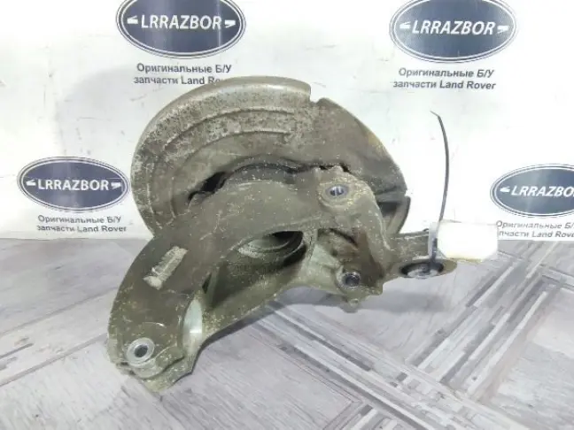 Кулак задний левый Land Rover Evoque I L538