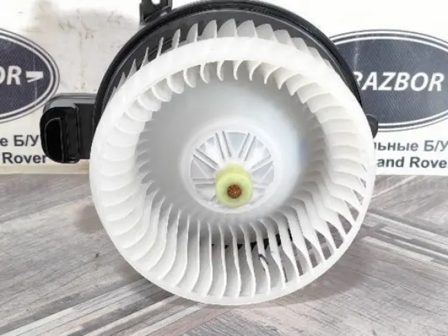 Моторчик печки Land Rover Discovery 5 L462