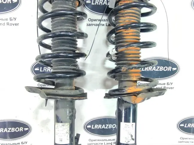 Амортизаторы передние Range Rover Evoque 2 L551