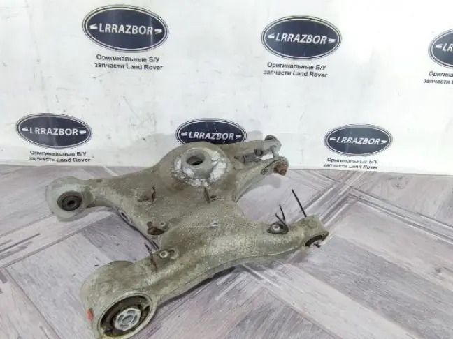 Рычаг задний нижний левый Evoque 2 L551