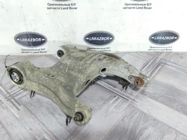 Рычаг задний нижний правый Evoque 2 L551