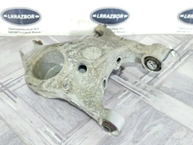 Рычаг задний нижний правый Evoque 2 L551