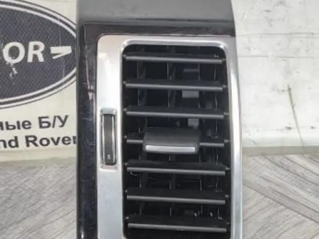 Дефлектор воздуховода Land Rover Discovery 5 L462