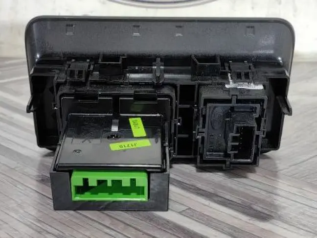 Регулировка подсветки Land Rover Discovery 5 L462