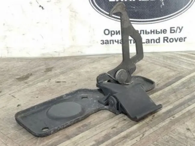 Защелка предохранительная капота Discovery 5 L462