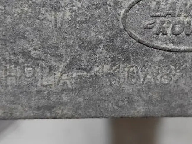 Кронштейн штанги Land Rover Discovery 5 L462