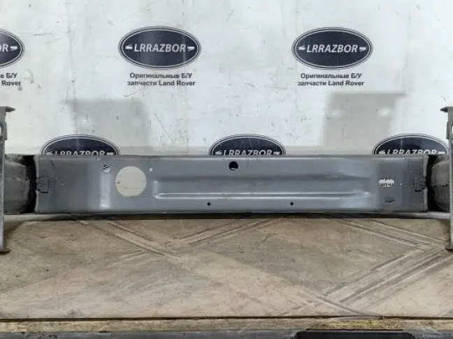 Усилитель бампера  Land Rover Discovery 5 L462