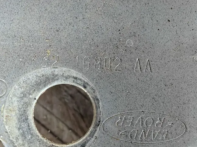 Петли капота Land Rover Discovery 5 L462