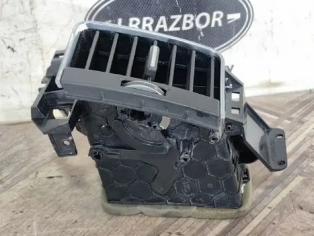 Дефлектор воздуховода Range Rover Sport 2 L494