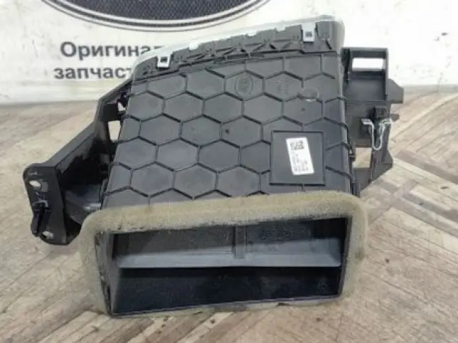 Дефлектор воздуховода Range Rover Sport 2 L494