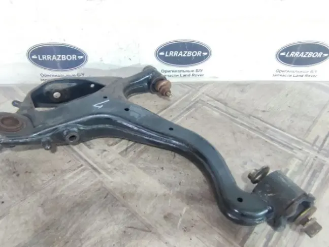Рычаг передний нижний левый Range Rover Sport L320