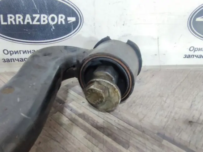 Рычаг передний нижний левый Range Rover Sport L320