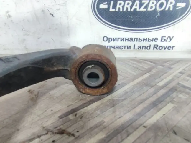 Рычаг передний верхн правый Land Rover Sport L320