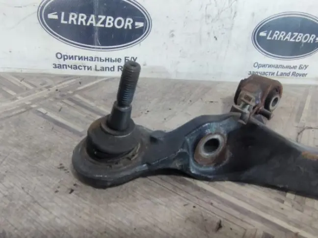 Рычаг передний верхн правый Land Rover Sport L320