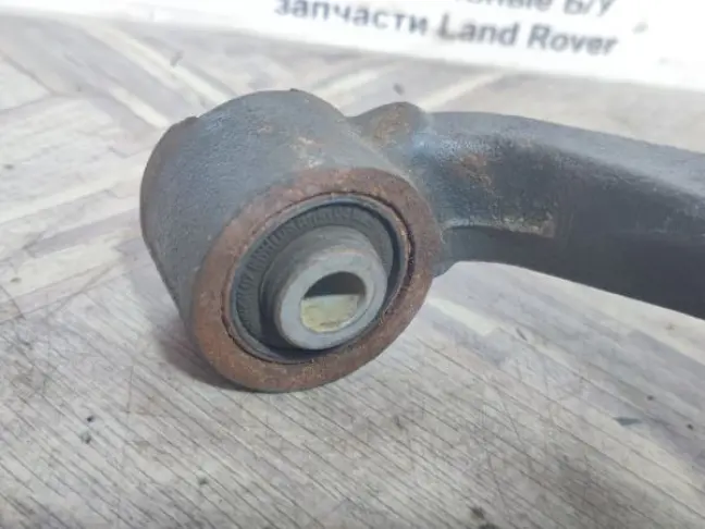 Рычаг передний верхний левый Land Rover Sport L320