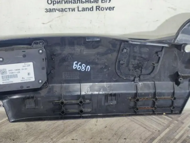 Накладка сидения правая Sport L320 09-13