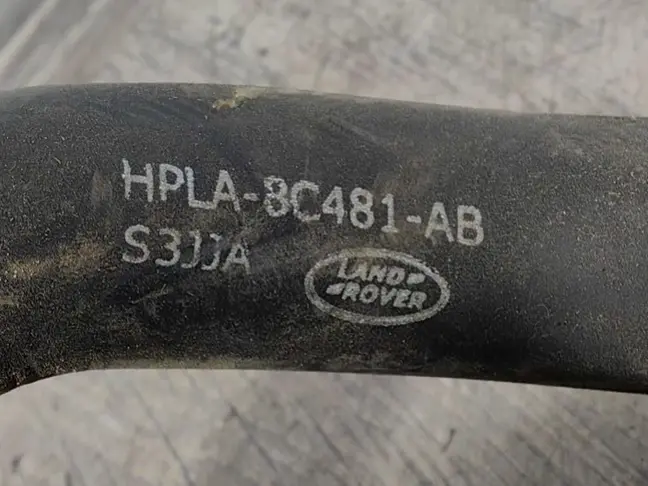 Патрубок охлаждения Range Rover Sport 2 L494