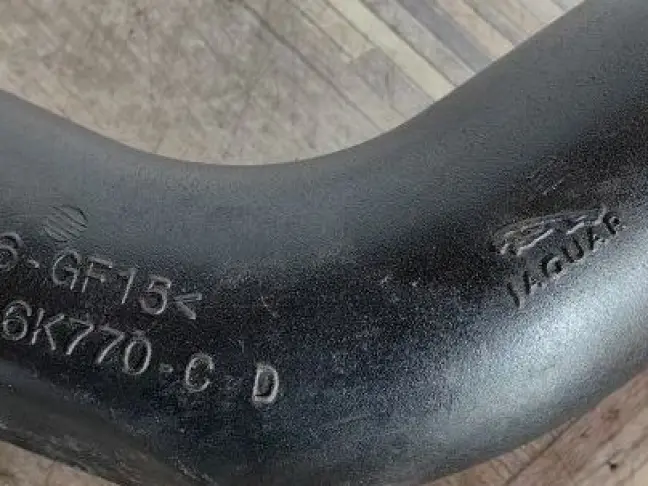 Патрубок интеркулера Range Rover Sport 2 L494