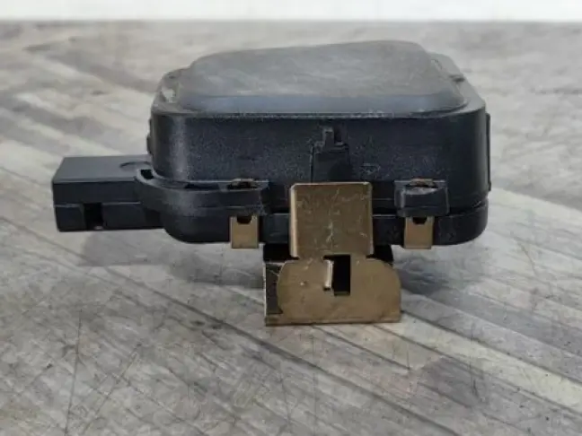 Датчик дождя Land Rover Disсovery 5 L462