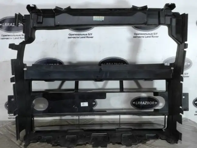 Диффузор радиатора Range Rover 4 L405