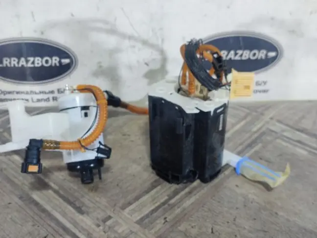 Насос топливный Range Rover Sport L320 2009-2013