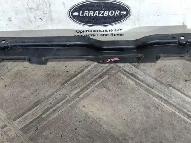 Кронштейн радиатора  Disсovery 5 L462