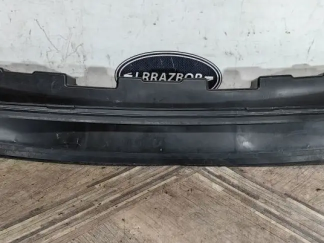 Диффузор радиатора Land Rover Disсovery 5 L462