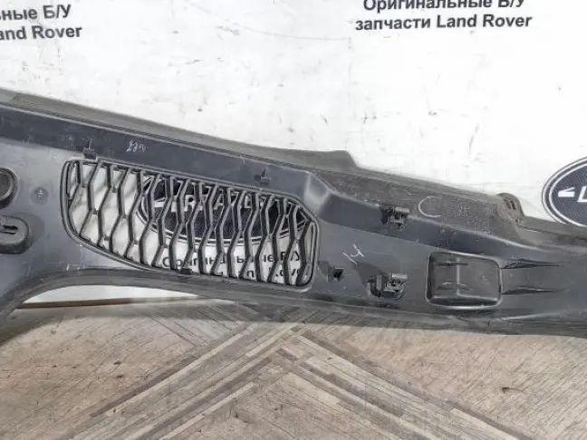 Обшивка багажника правая  Disсovery 5 L462