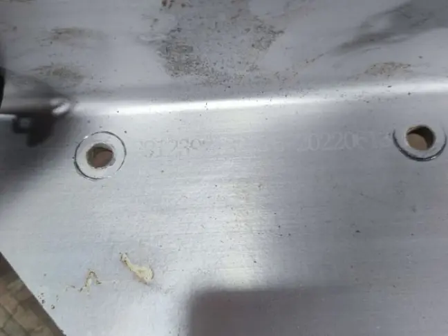 Кронштейн компрессора подвески AMK L319 L320