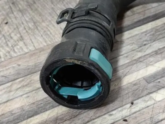 Патрубок охлаждения Range Rover Sport 2 306DT