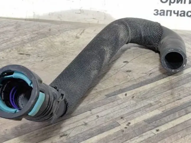 Патрубок охлаждения Range Rover Sport 2 L494