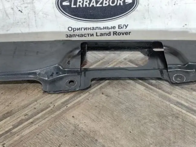 Кронштейн крыла переднего правого Disсovery 5 L462