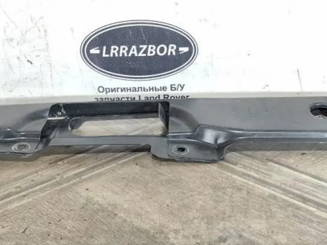 Кронштейн крыла переднего левого  Disсovery 5 L462
