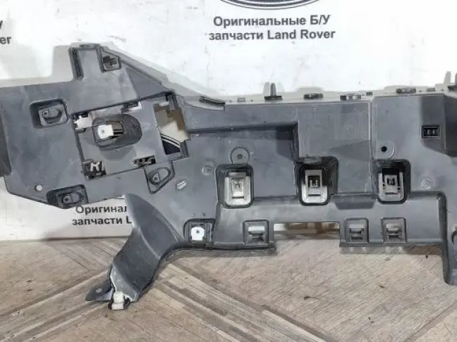 Кронштейн заднего бампера левый Disсovery 5 L462