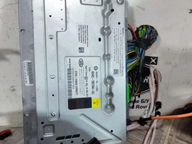 Музыка Хармон Лоджик 7 HD Range Rover 3 L322 09-12: фото #4