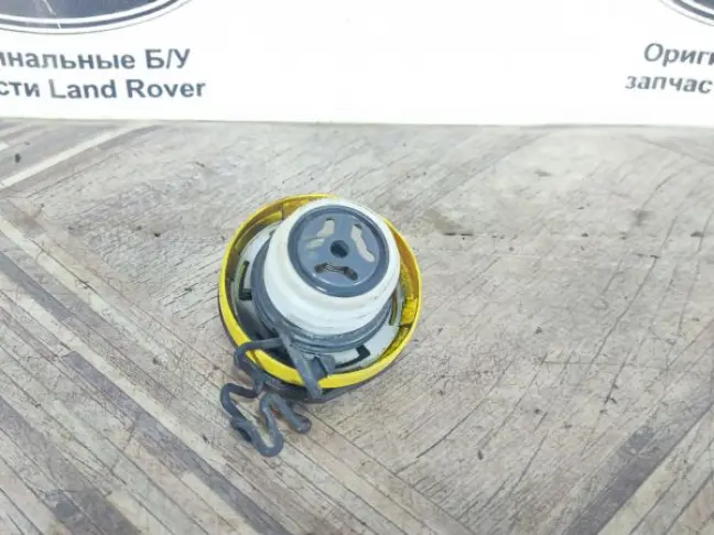 Крышка горловины бака Land Rover Freelander 2 2.2