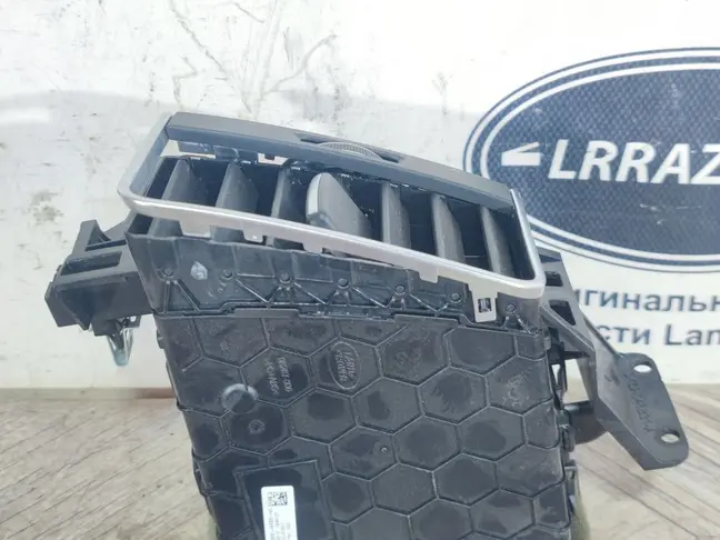 Дефлектор воздуховода  Range Rover Sport 2 L494