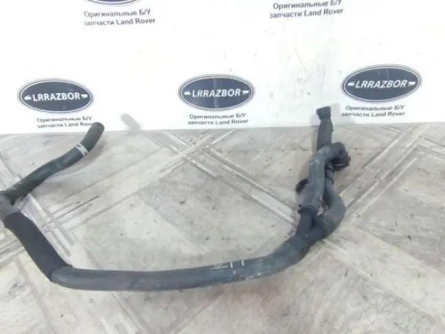Патрубок охлаждения Range Rover 3 L322 5.0