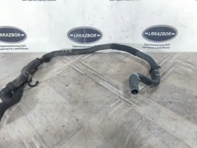 Патрубок охлаждения Range Rover 3 L322 5.0