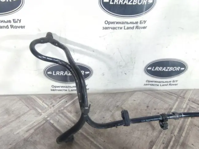 Патрубок системы охлаждения Range Rover 3 L322 5.0