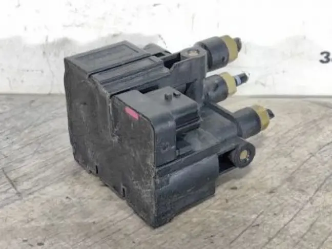 Блок клапанов Range Rover Sport 2 L494