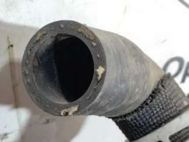 Патрубок радиатора Range Rover Sport 2 L494