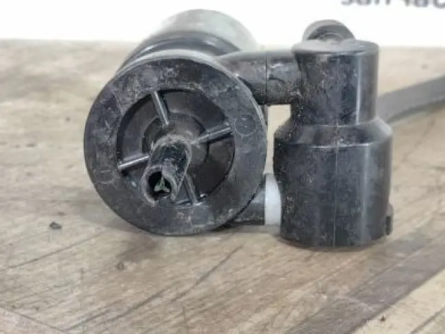 Моторчик омывателя Range Rover Sport 2 L494