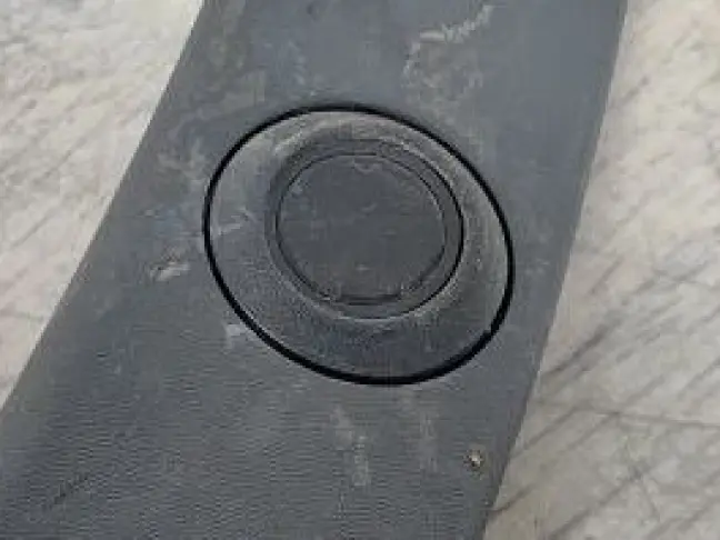 Молдинг крыла левый с датчиком Discovery 5 L462