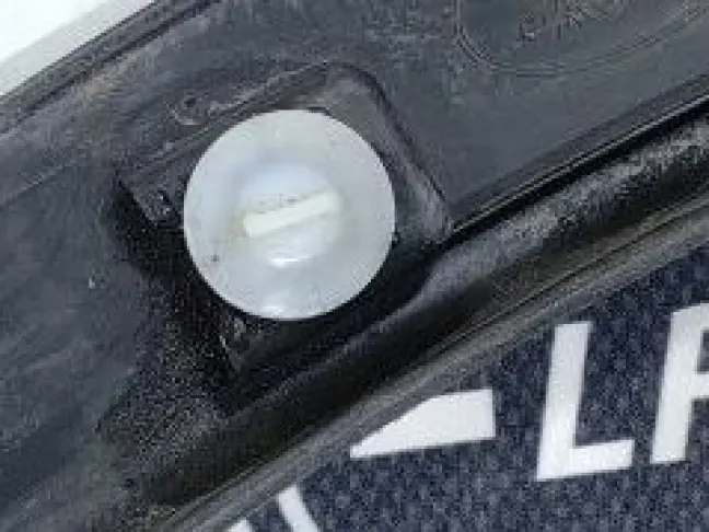 Молдинг крыла левый с датчиком Discovery 5 L462