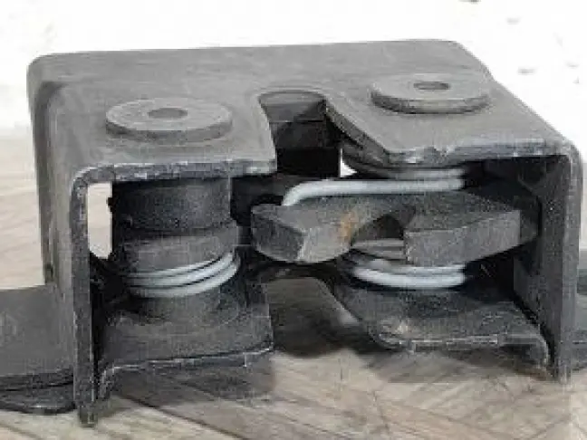 Замок капота  Range Rover Sport 2 L494