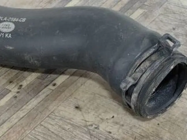 Патрубок охлаждения Range Rover Sport 2 L494