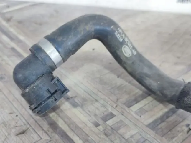 Патрубок охлаждения Range Rover Sport 2 L494