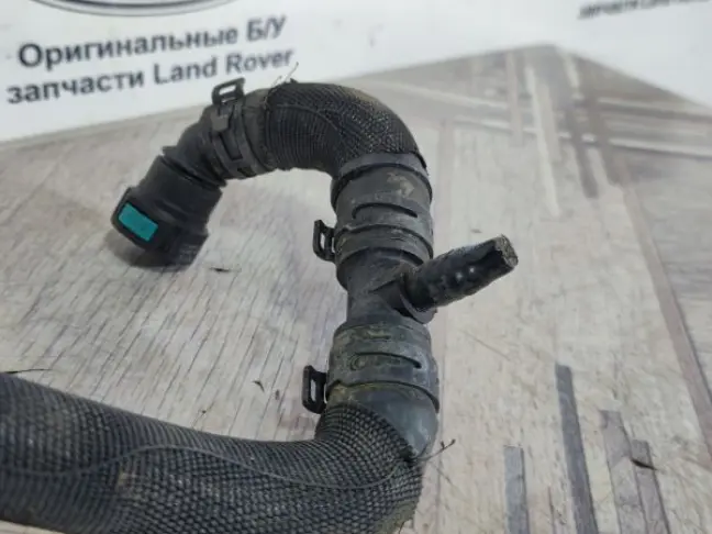 Патрубок охлаждения Range Rover Sport 2 L494