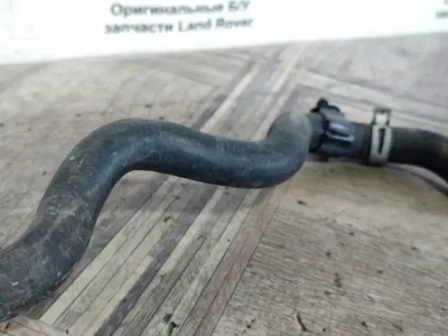 Патрубок охлаждения Range Rover Sport 2 L494